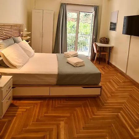 Artistic Abode I Work-friendly * Athens