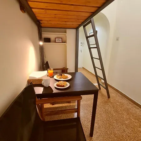 Artistic Abode I Work-friendly